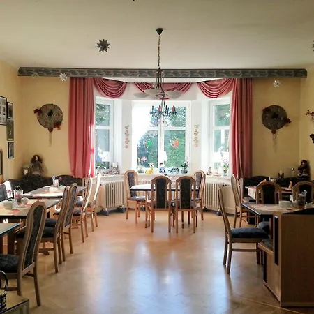 Haus Am Waldesrand 3*